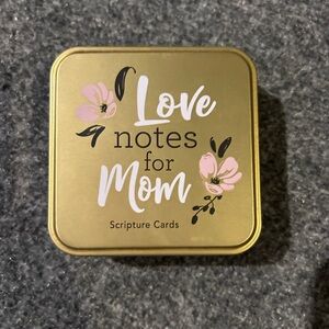 Gold Love Notes for Mom Tin brand new, not
Opened
